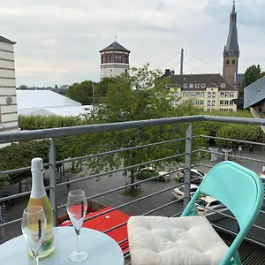 Avi Burgplatz Apartamento Düsseldorf